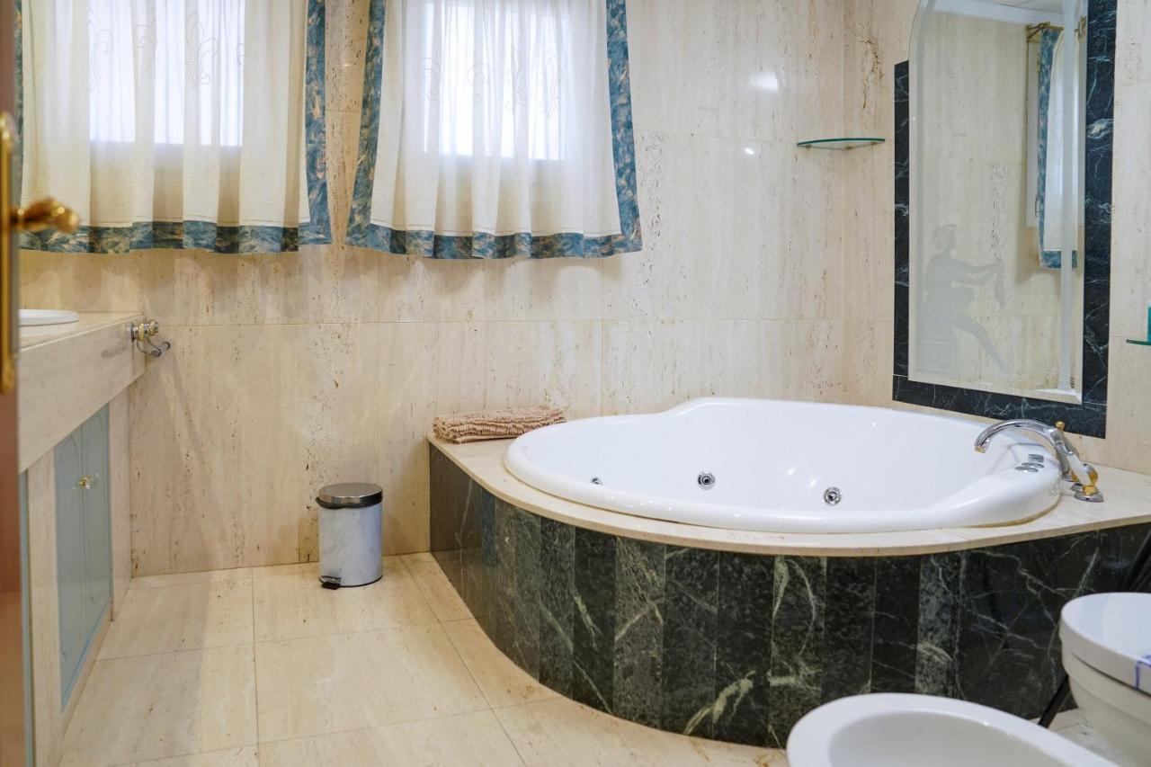 Tess Villa Cari Alhaurin de la Torre Luaran gambar